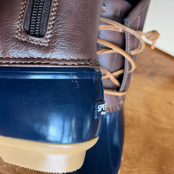 Sperry Saltwater boots girls 2 NIB - Picture 9 of 11